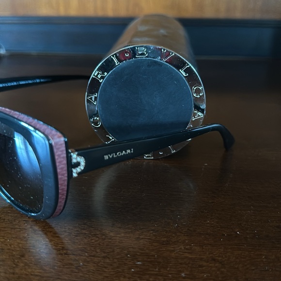 BVLGARI Sunglasses - Picture 2 of 4